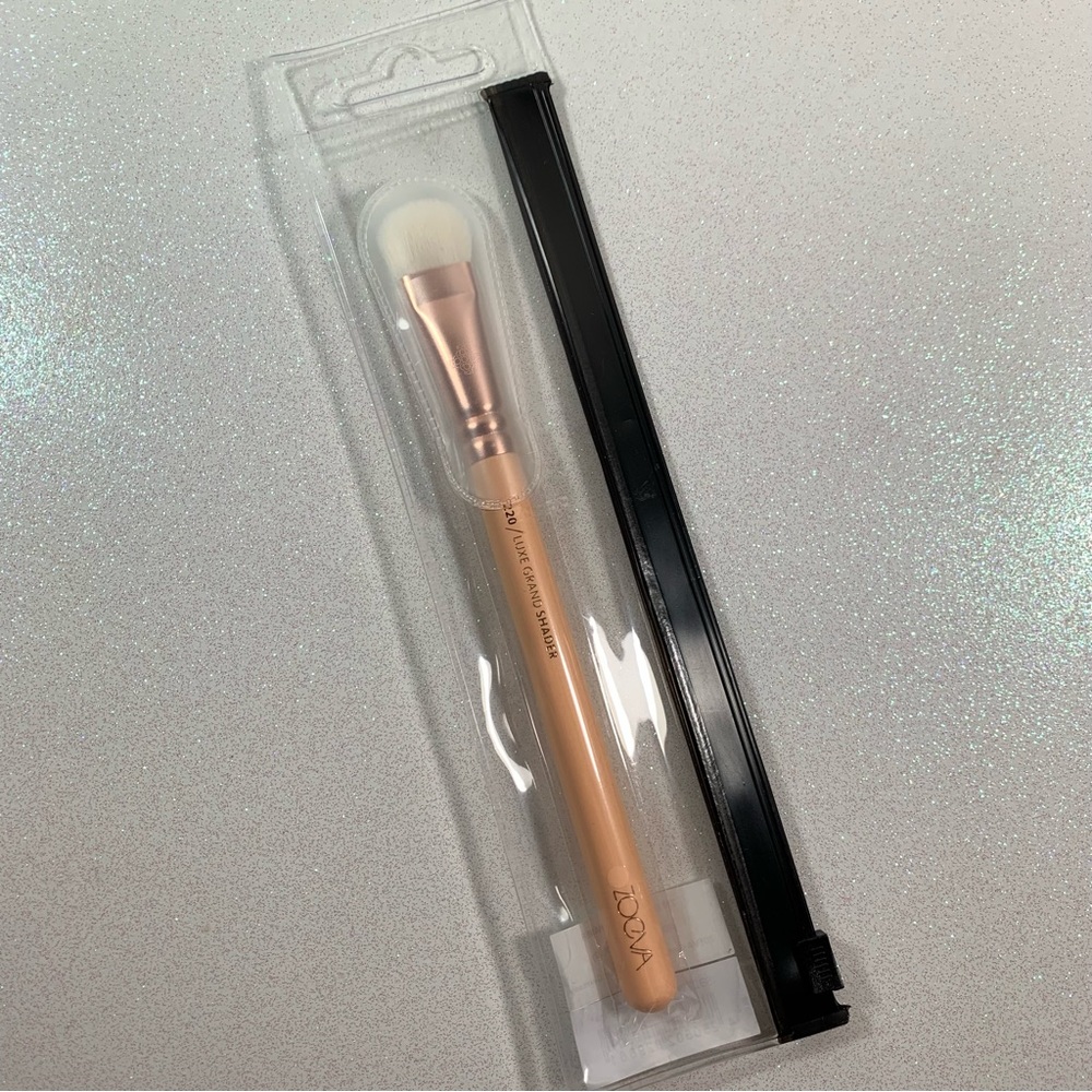 Zoeva 220 Brush